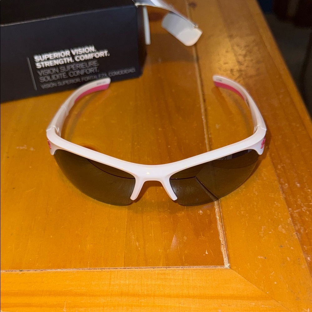 Under Armour White and Pink Sport Sunglasses with Black Logo Pouch - Picture 6 of 12